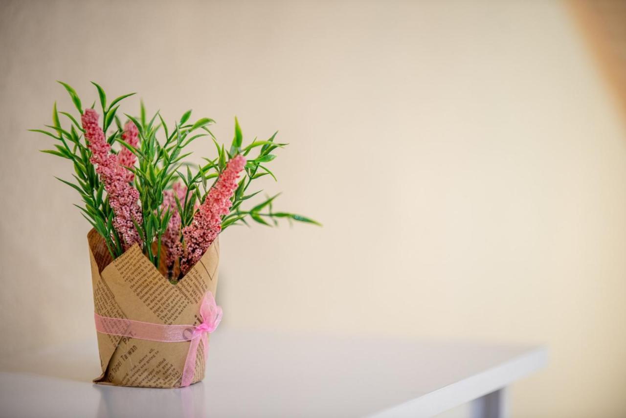 Via Flavia With Common Pool Hotel Labinci Phòng bức ảnh